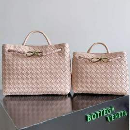 Picture of Bottega Veneta Handbags _SKUfw184034681fw